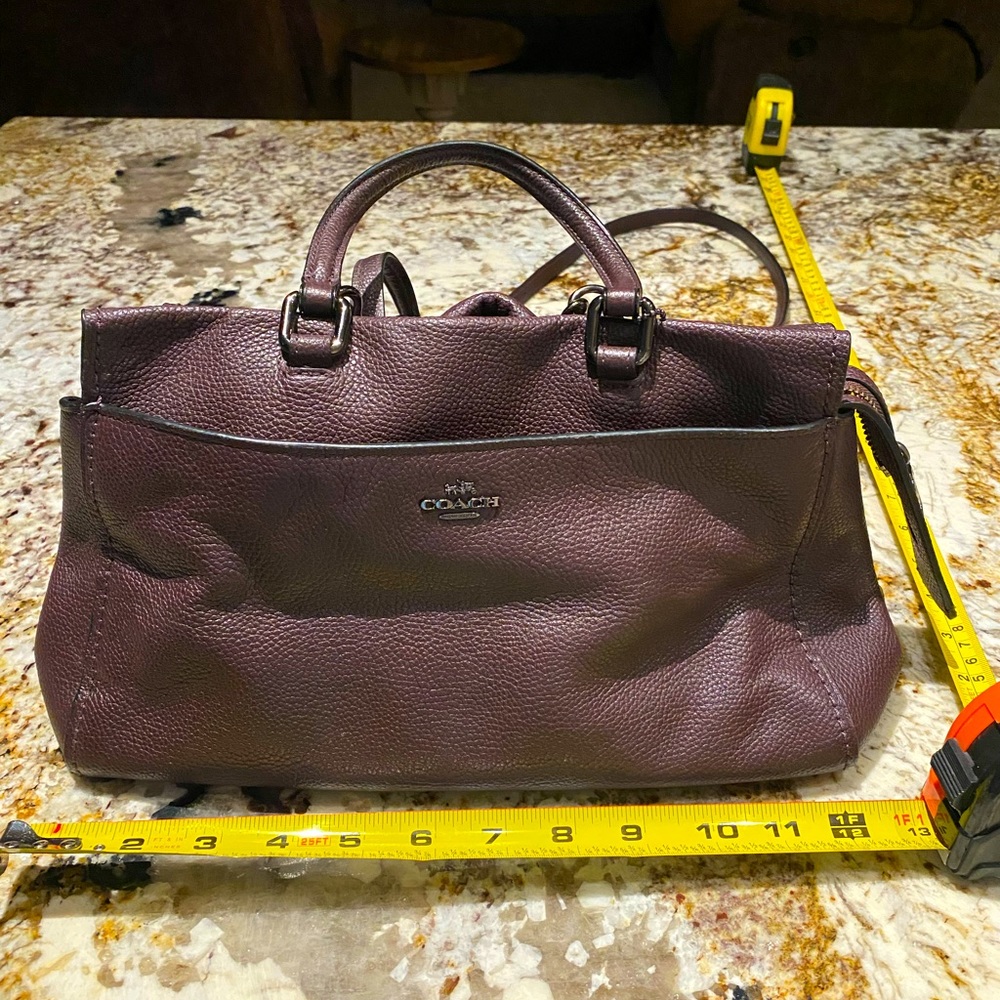 Coach brown satchel/crossbody purse.